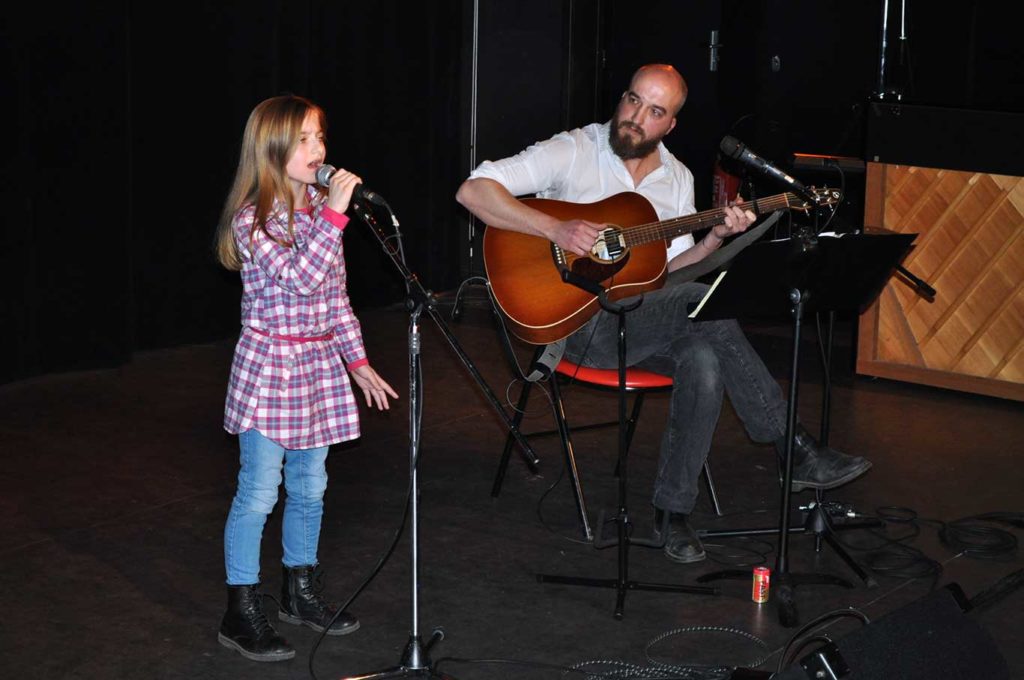cours-de-chant-pres-de-beauvais-EMION
